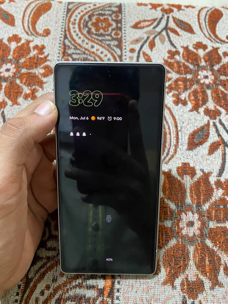 Google Pixel 7a 2