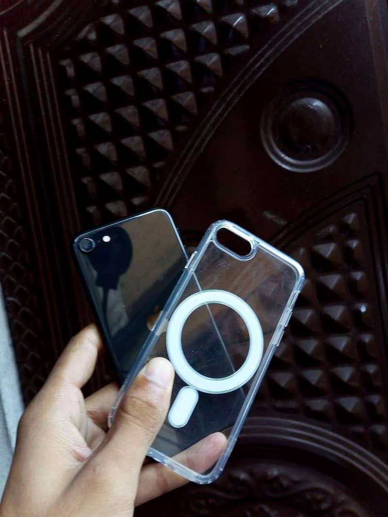 Apple iPhone SE 3 1