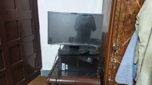 Computer . Full Set