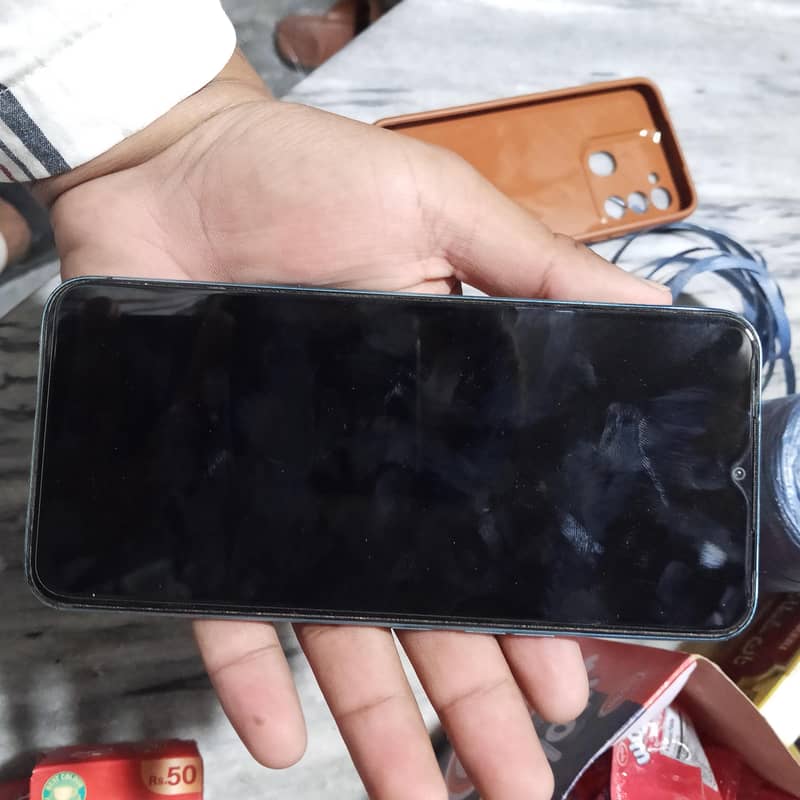 Tecno Spark 8 4