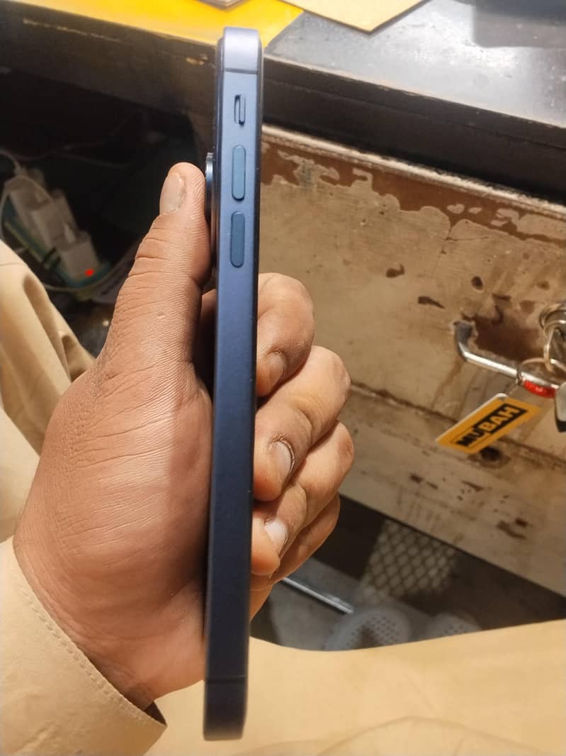 Apple iPhone X 5
