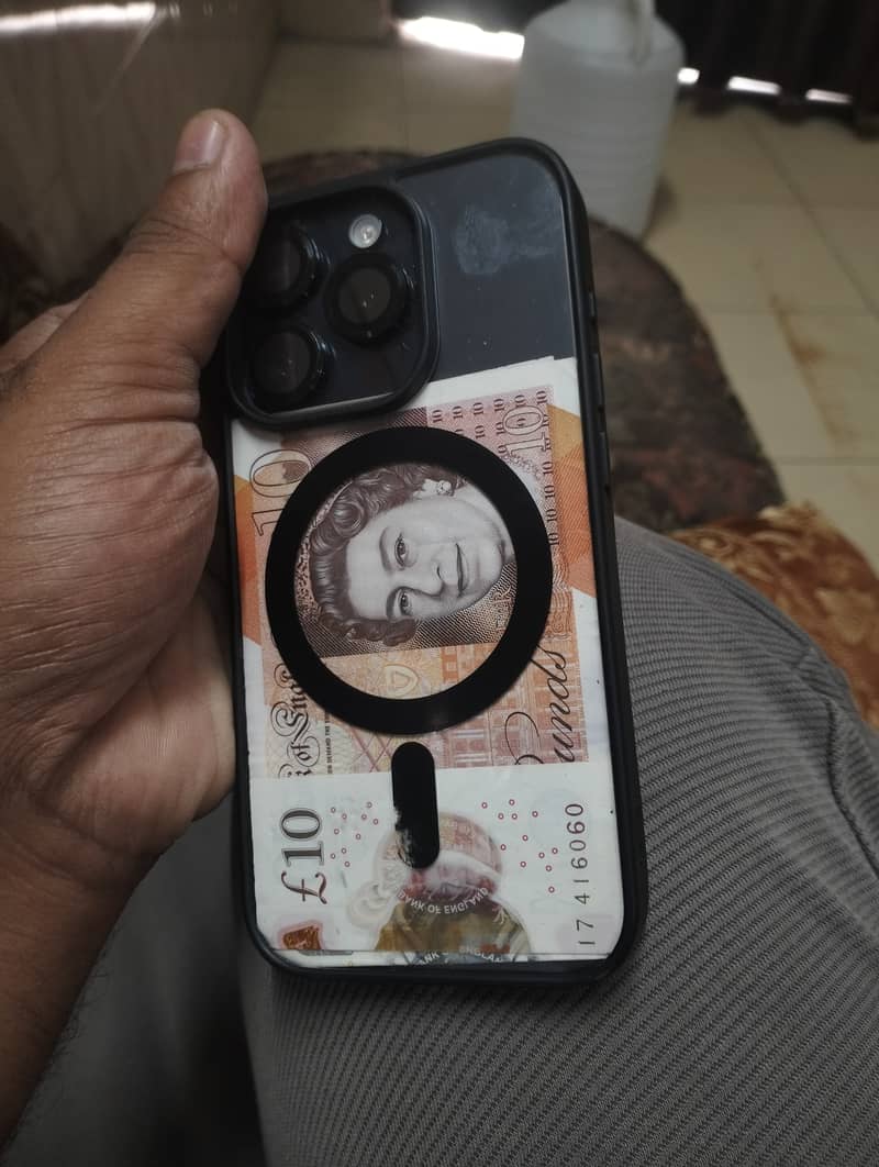 Apple iPhone 15 Pro 2