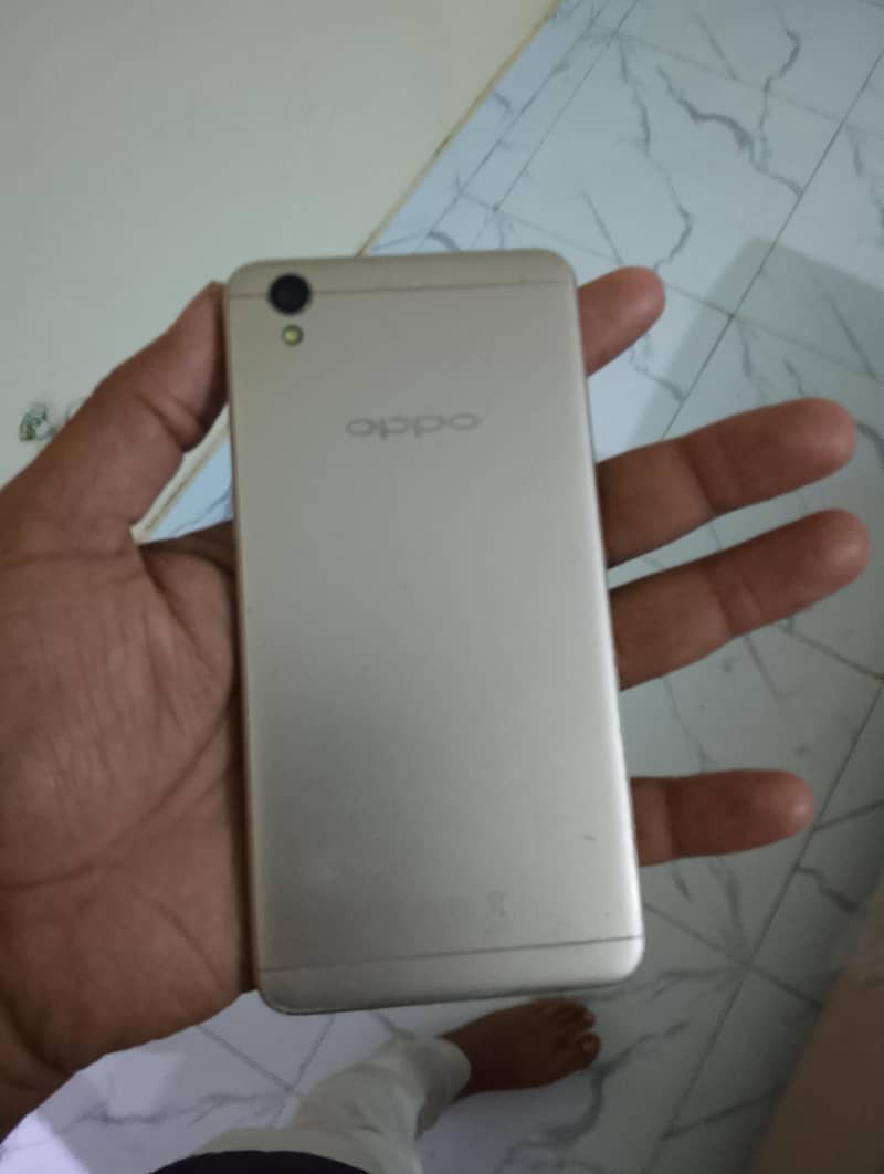 OPPO A37 0