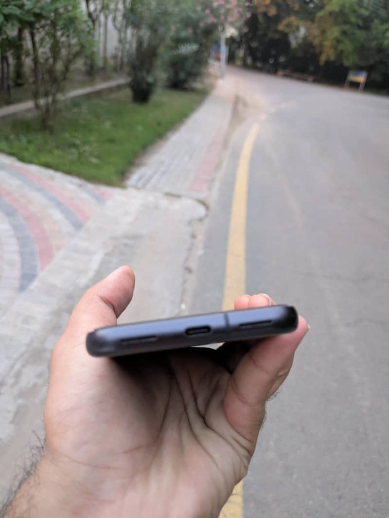 Google Pixel 8a 3