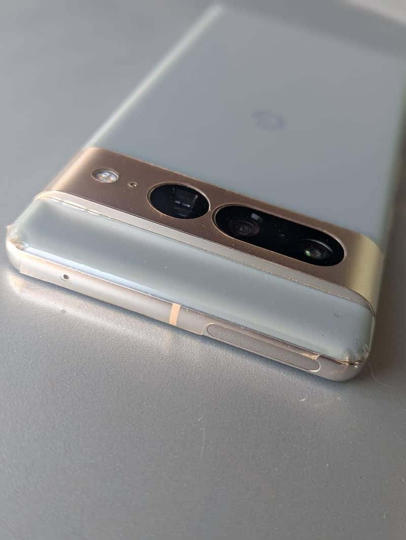 Google Pixel 7 Pro 2