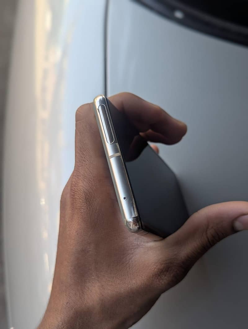 Google Pixel 7 Pro 10