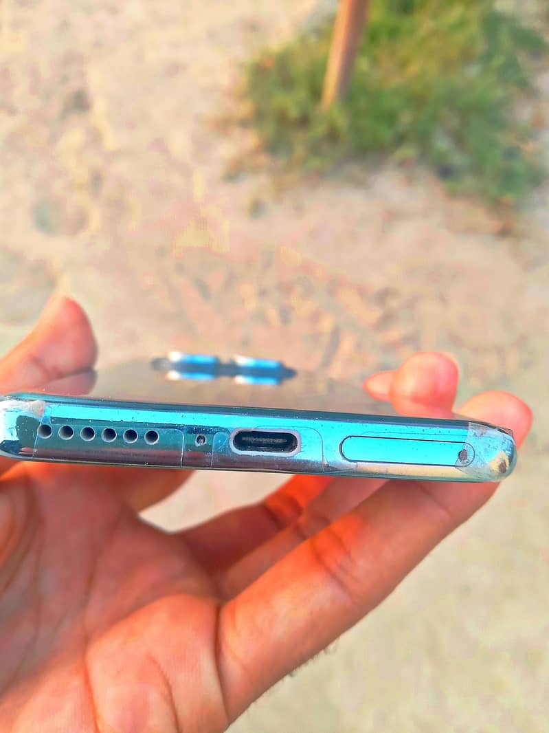Xiaomi Redmi Note 14 Pro 5