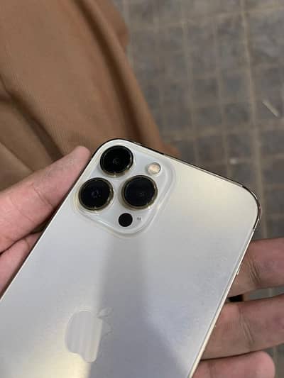 iPhone 13 Pro Max 128GB Gold JV – 9/10 Condition