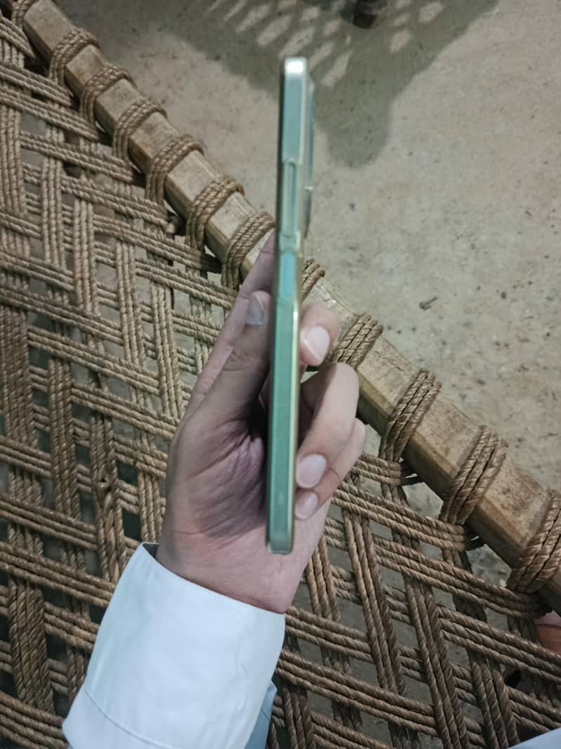 Realme C15 3