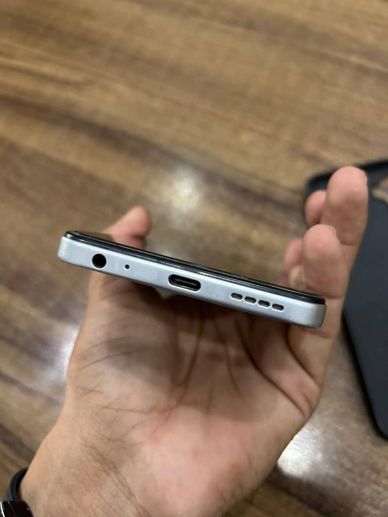 Infinix Note 60 i 5