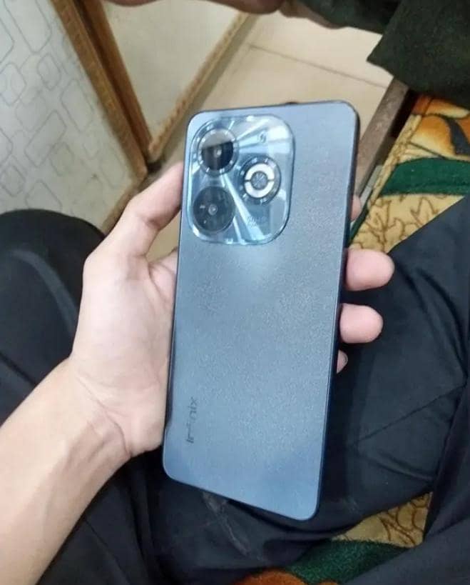 Infinix Smart 8 0