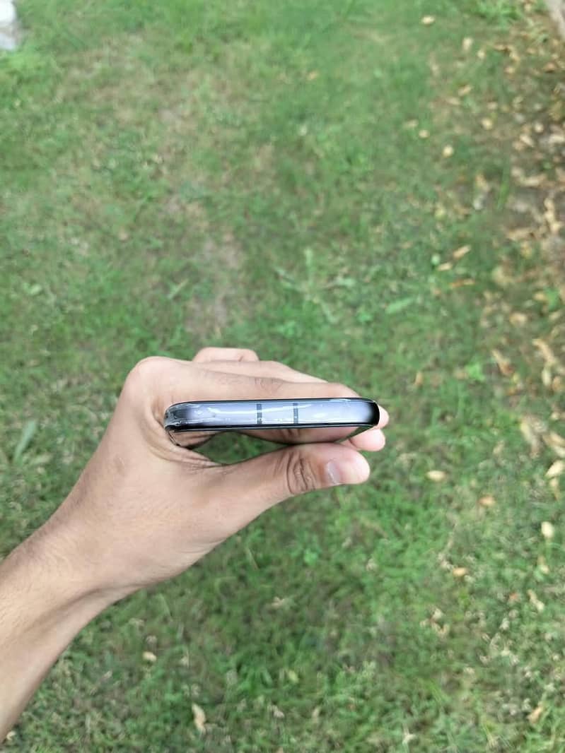 Google Pixel 8a 2