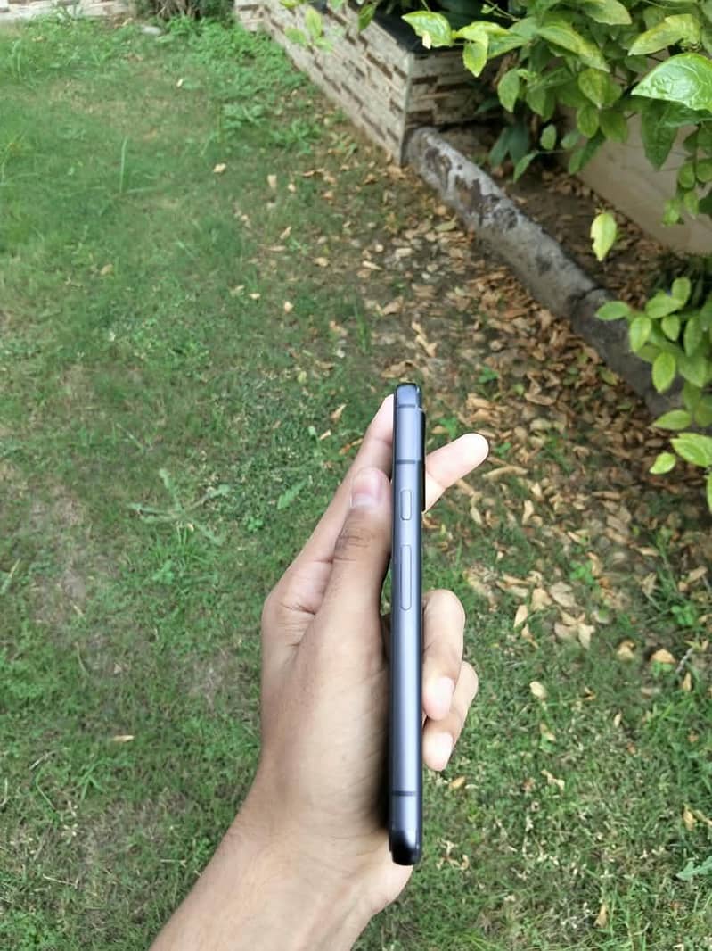 Google Pixel 8a 3