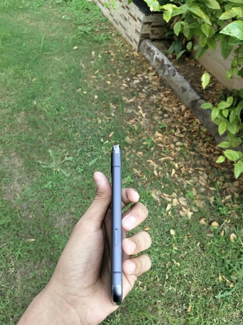 Google Pixel 8a 5