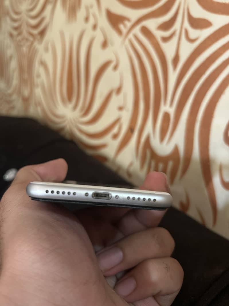 Apple iPhone SE 5