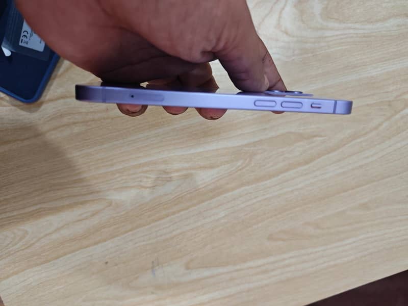 Apple iPhone 12 2