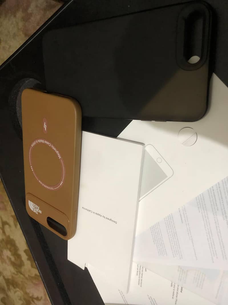 Apple iPhone 8 Plus 1