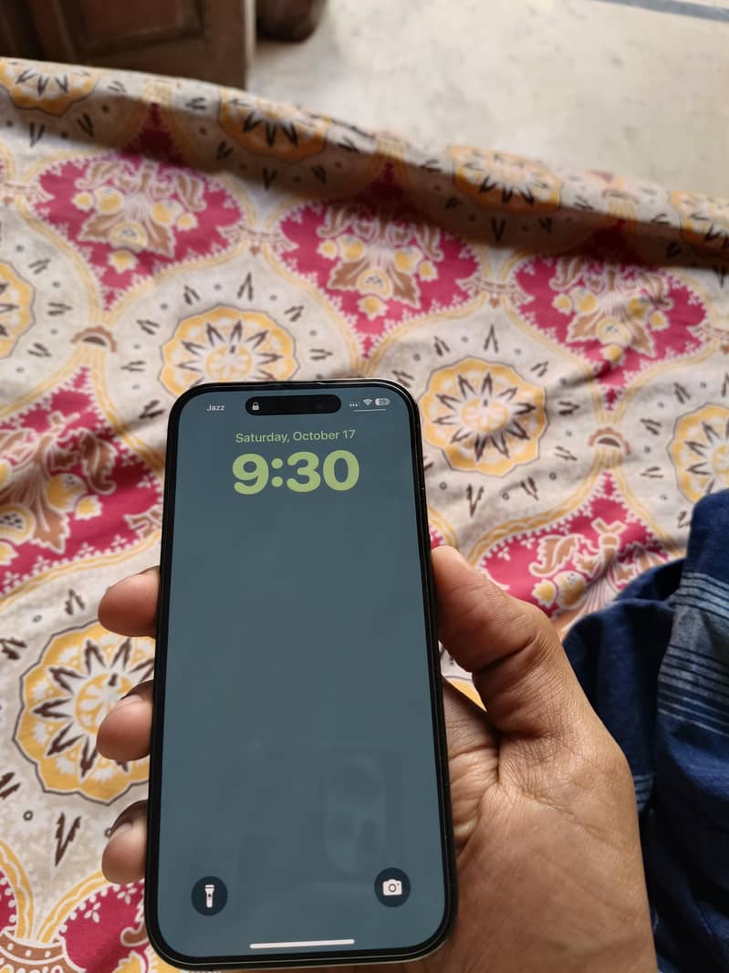 Apple iPhone 14 Pro 1