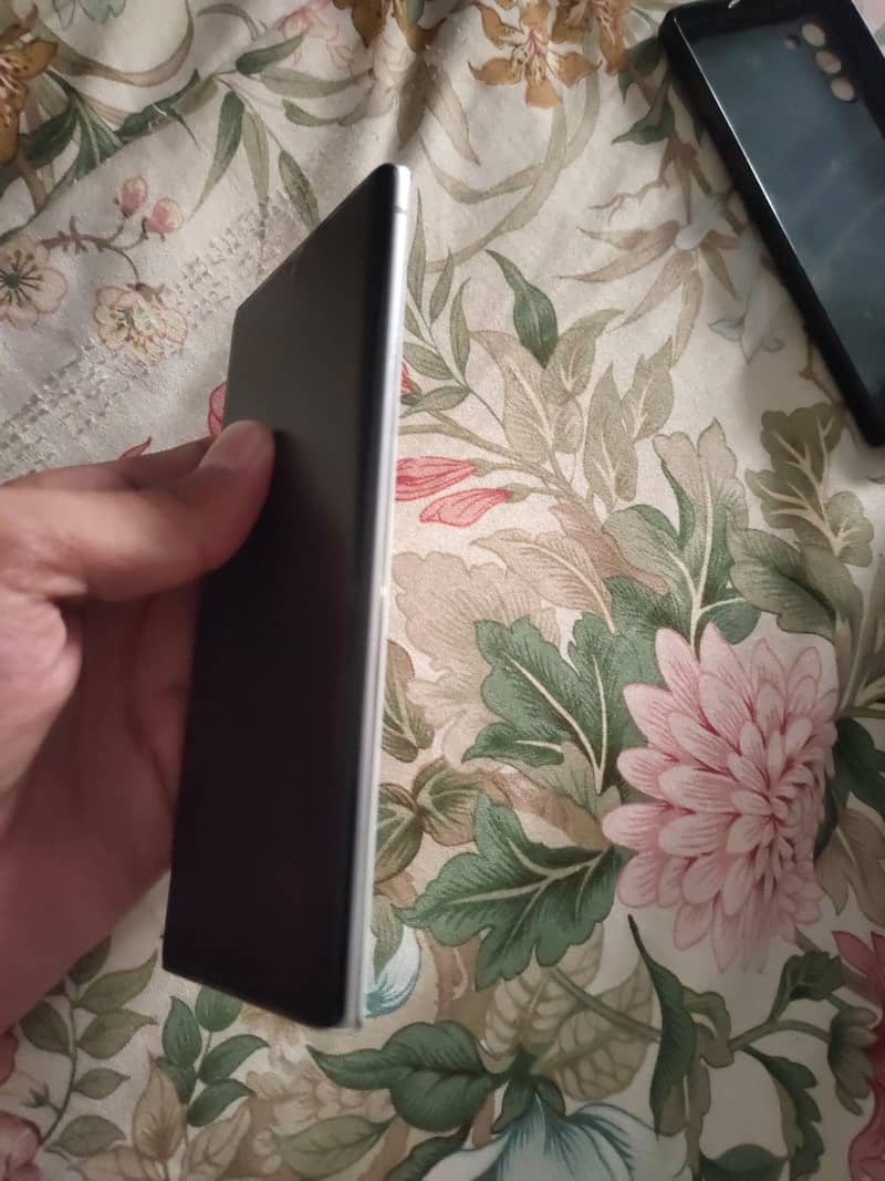 Samsung Mobile Note 10 4
