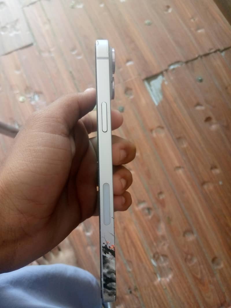 Apple iPhone 14 plus 1