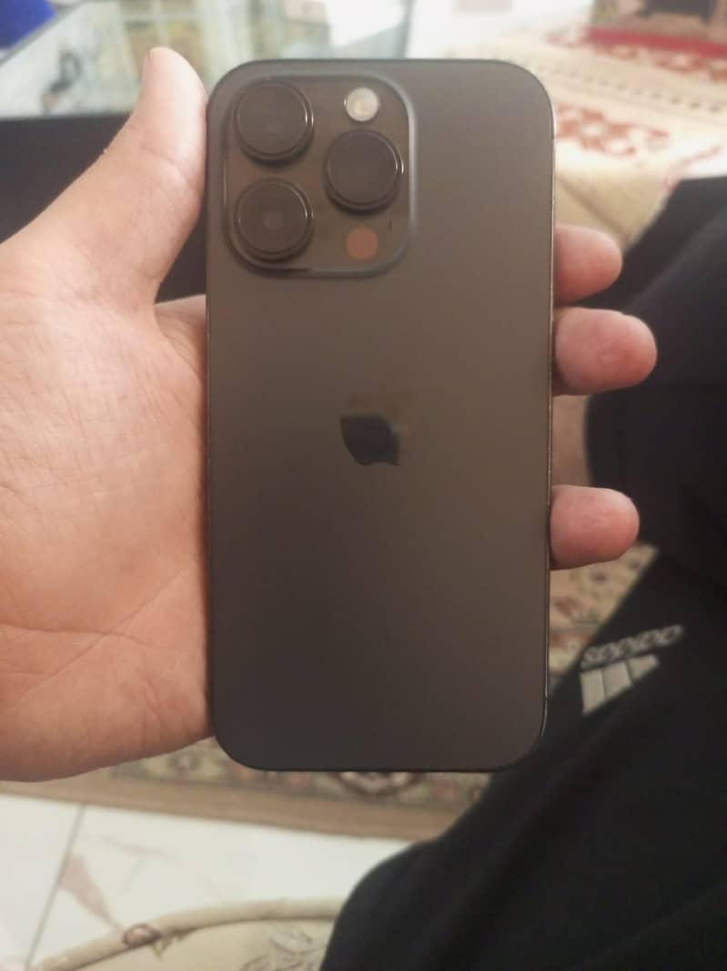 Apple iPhone 14 Pro 0
