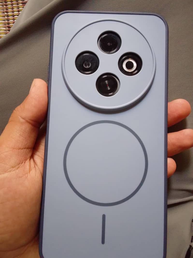 Tecno SPARK 30C 4