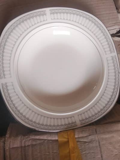 Dinner set cheeni