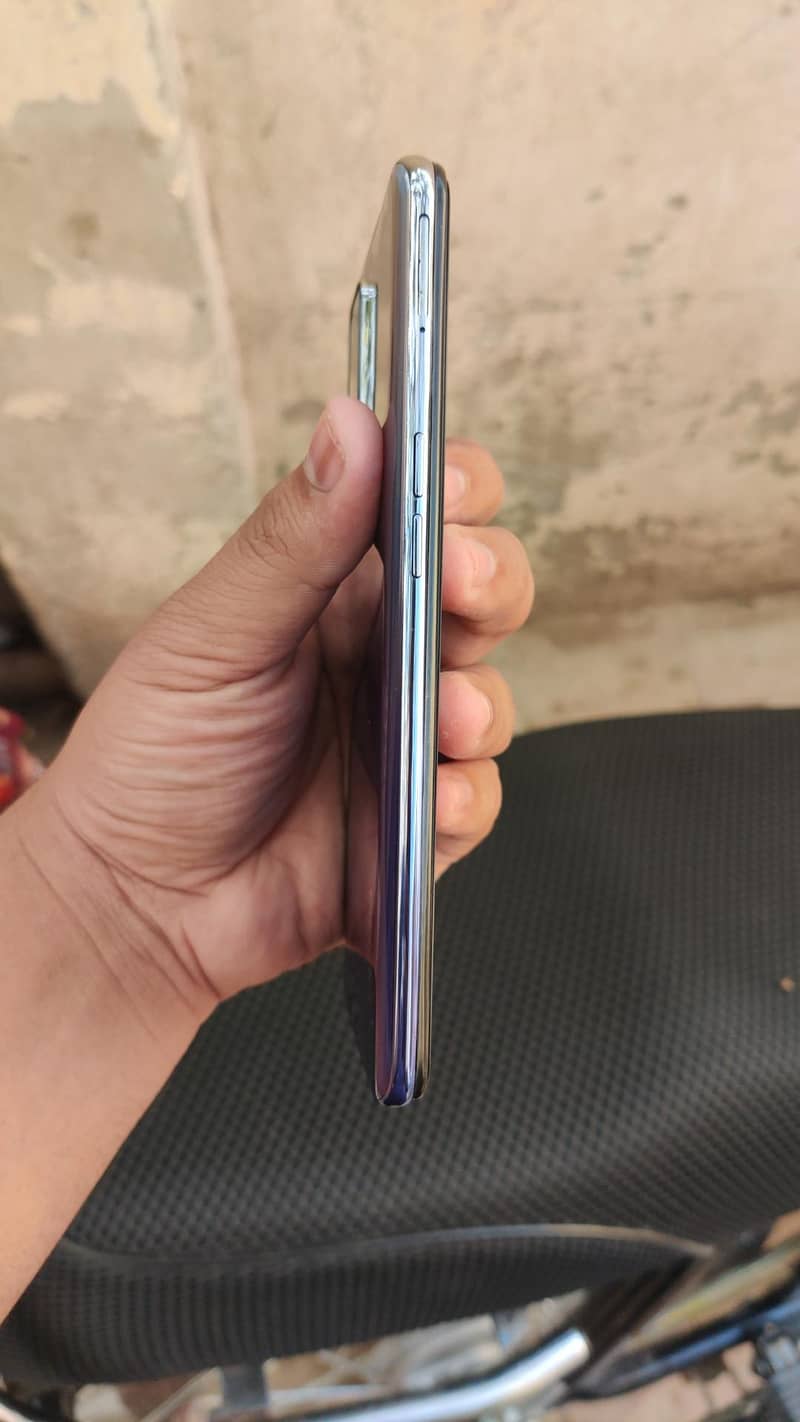 OPPO F19 4