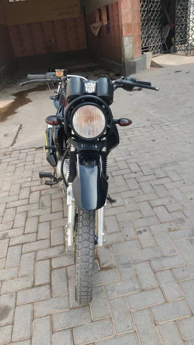 Yamaha YBR G