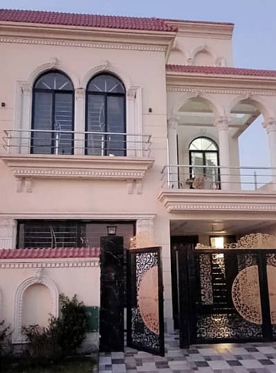 5 Marla House Is Available In Bahria Town - Overseas C