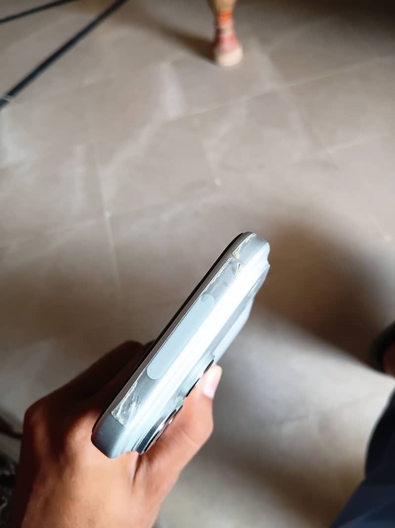 Apple iPhone 17 Pro Max 5