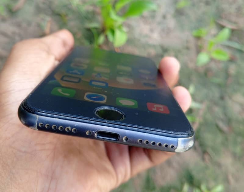 Apple iPhone 8 2
