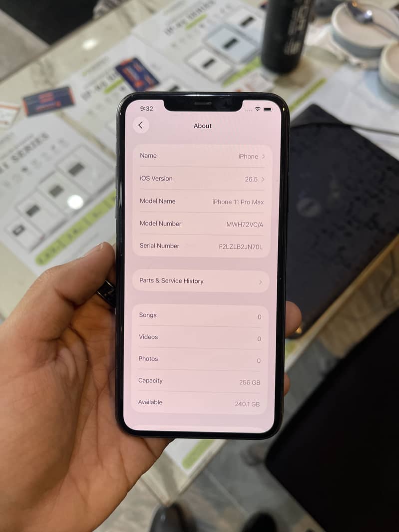 Apple iPhone 11 Pro Max 10