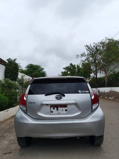 Toyota Aqua 2015