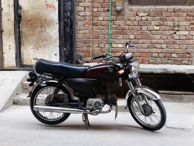 Honda Bike for Sale | Well-Maintained | Urgent sale