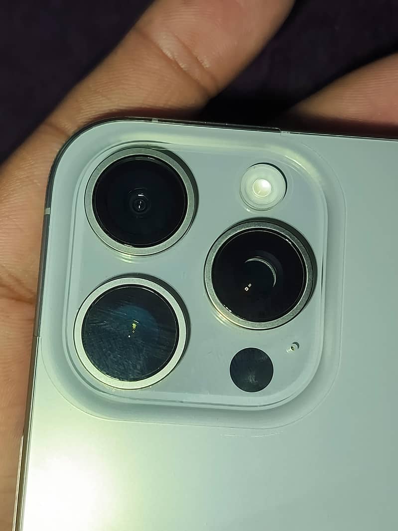 iPhone 15 Pro Max Jv 3