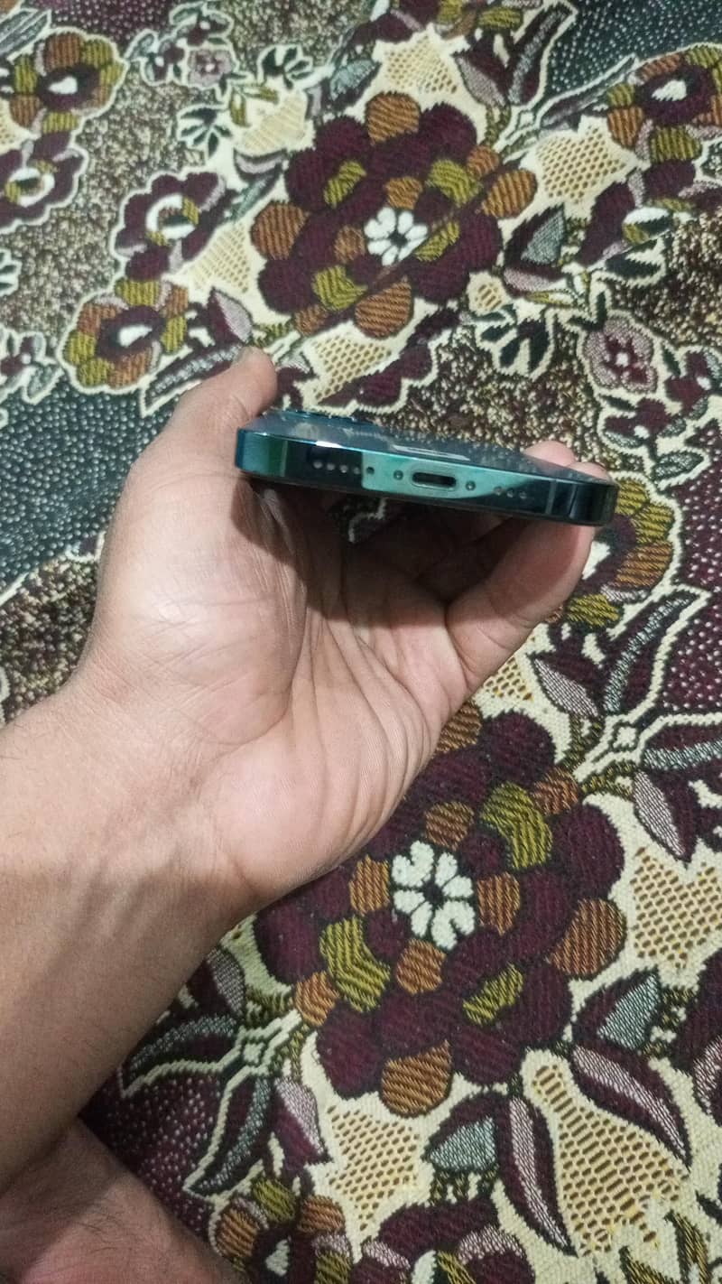 Apple iPhone 12 Pro 1
