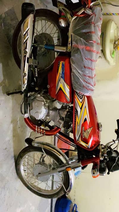 Honda 125 2025 - Exchange with Suzuki - CB-150 ,ybr