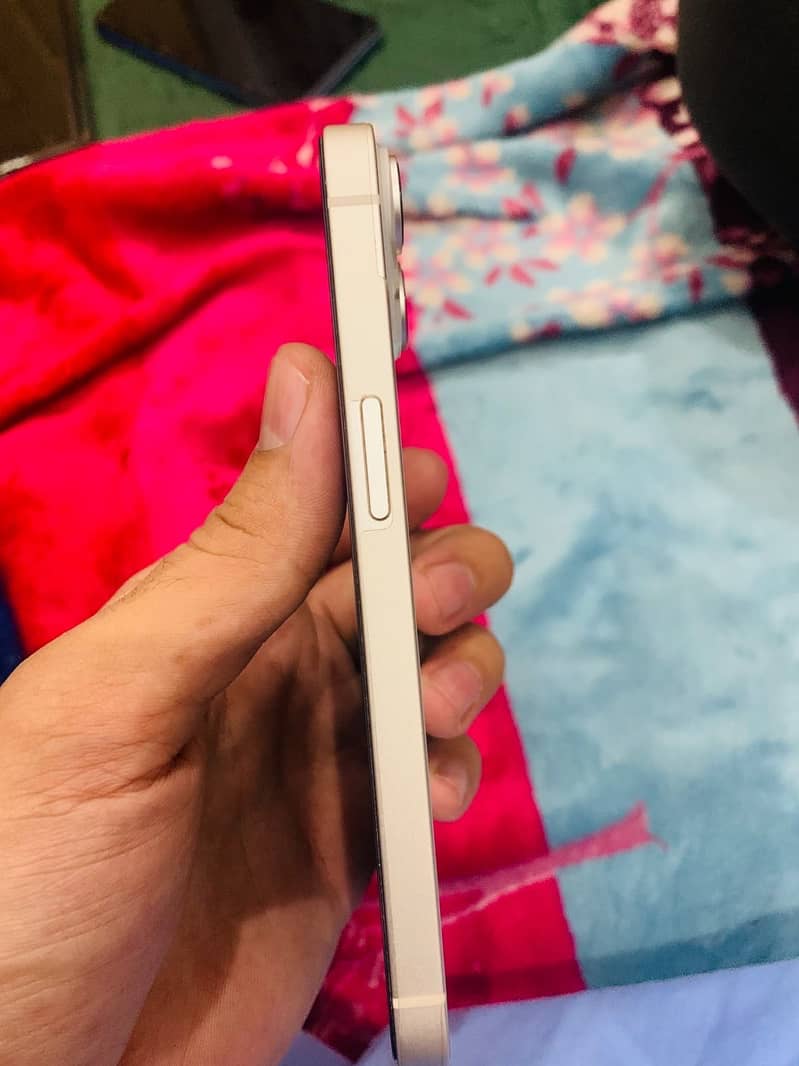 Apple iPhone 14 1