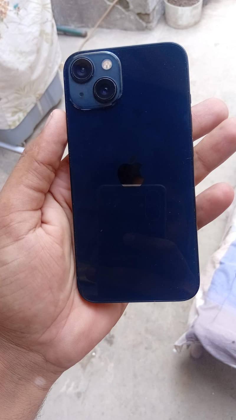 Apple iPhone 13 0