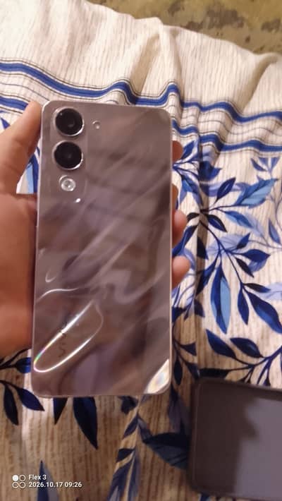 Vivo Y04 4+4GB 128GB | 10/10 Condition | Box + Charger