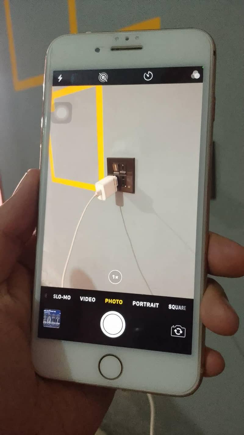 Apple iPhone 8 Plus 6
