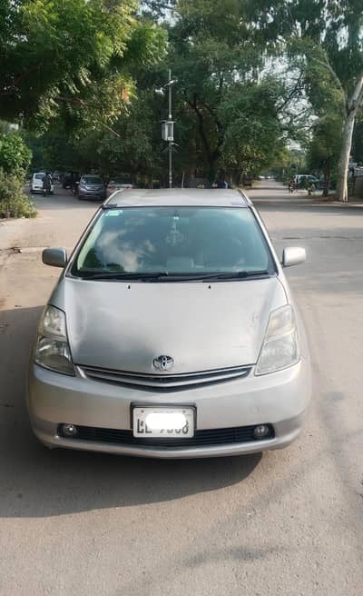 Toyota Prius 1.5 hybrid 2010/14 in original paint