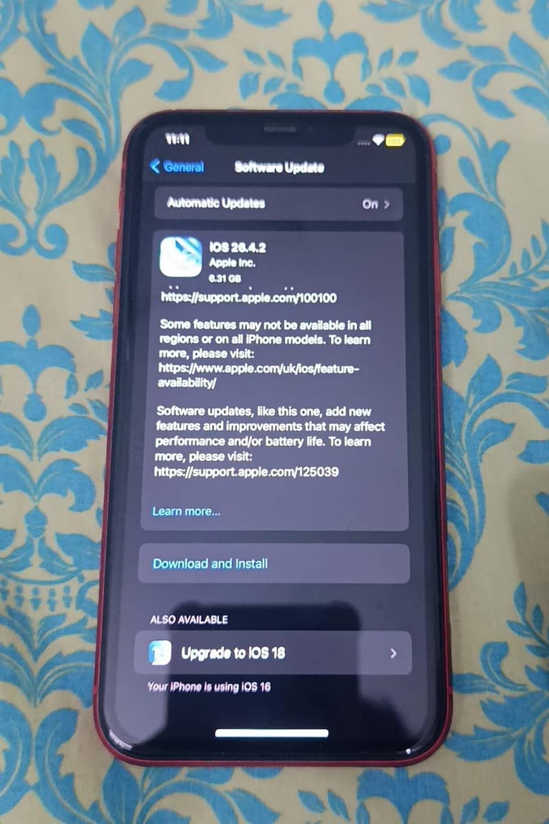 Apple iPhone 11 4