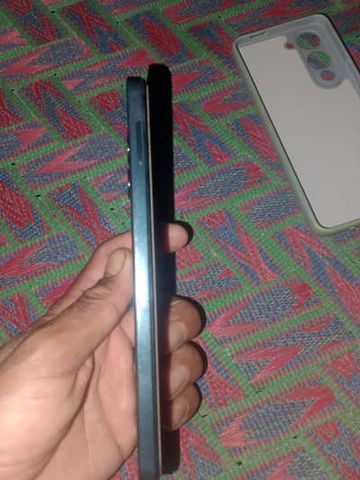 vivo y04 4%64m  hain finel 35000