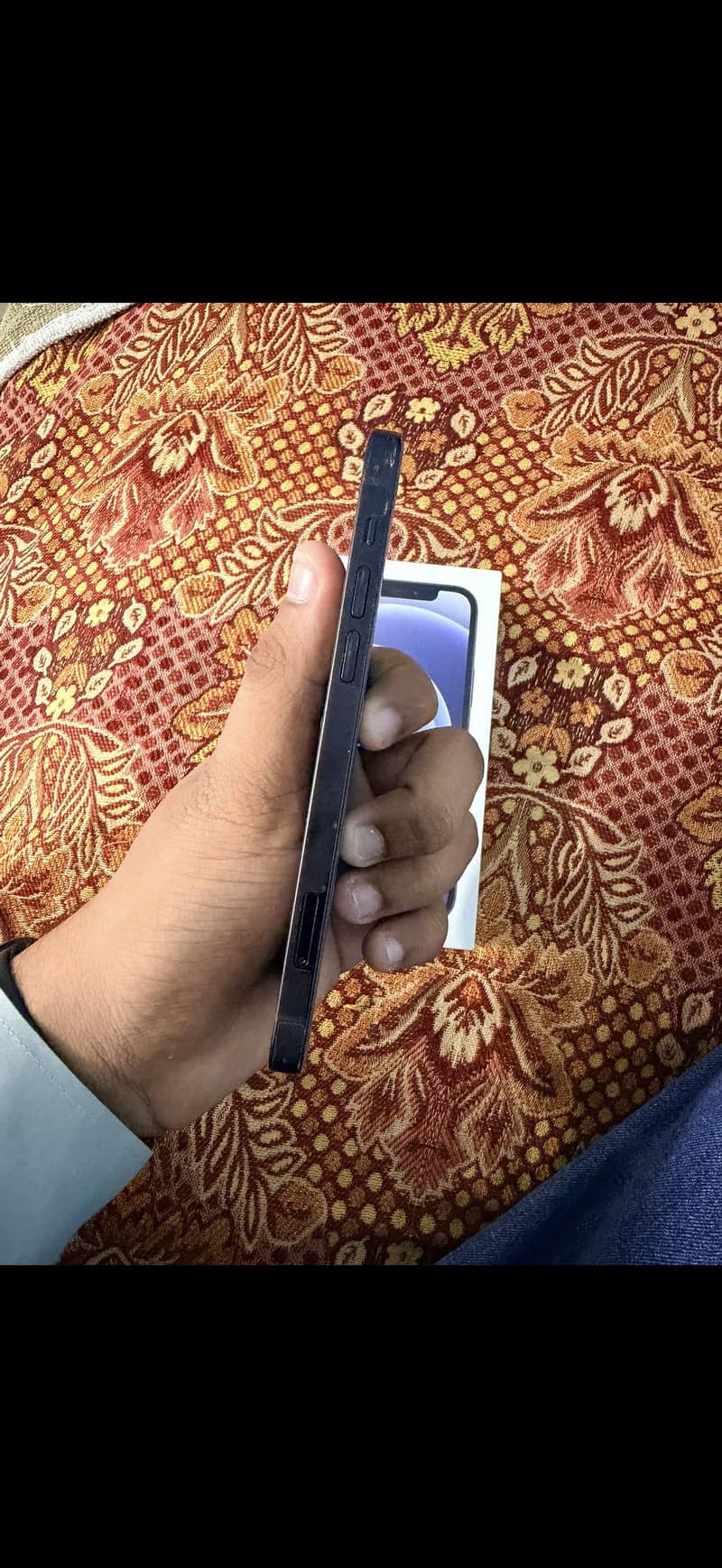 Apple iPhone 12 3