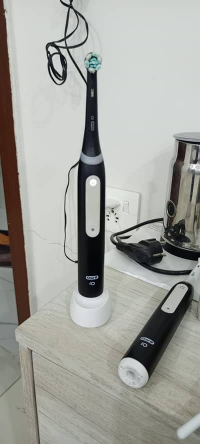 iO Series 3 Electric toothbrush