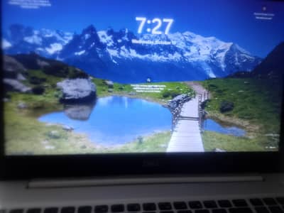 Touchscreen Dell Inspiron Core i7 8th Gen – Radeon 4GB