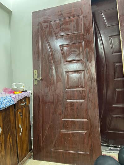 1 gate door