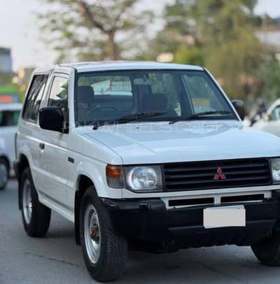 Mitsubishi Pajero 1993